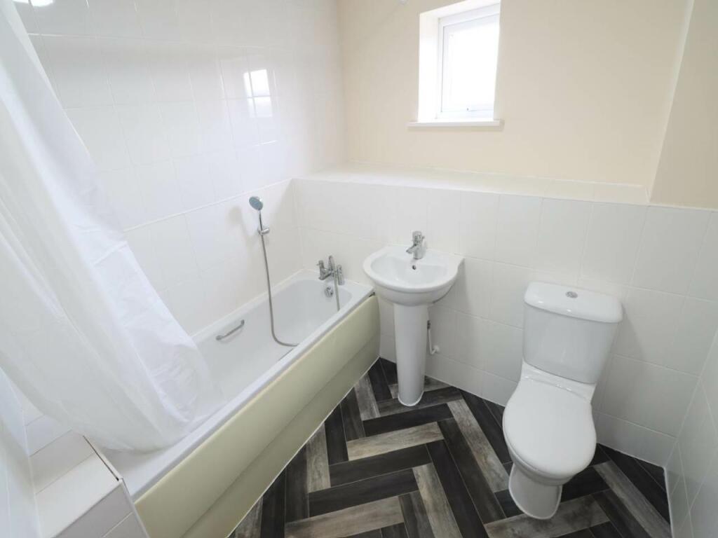 Additional property image - Aviation Avenue, Hatfield, Hertfordshire