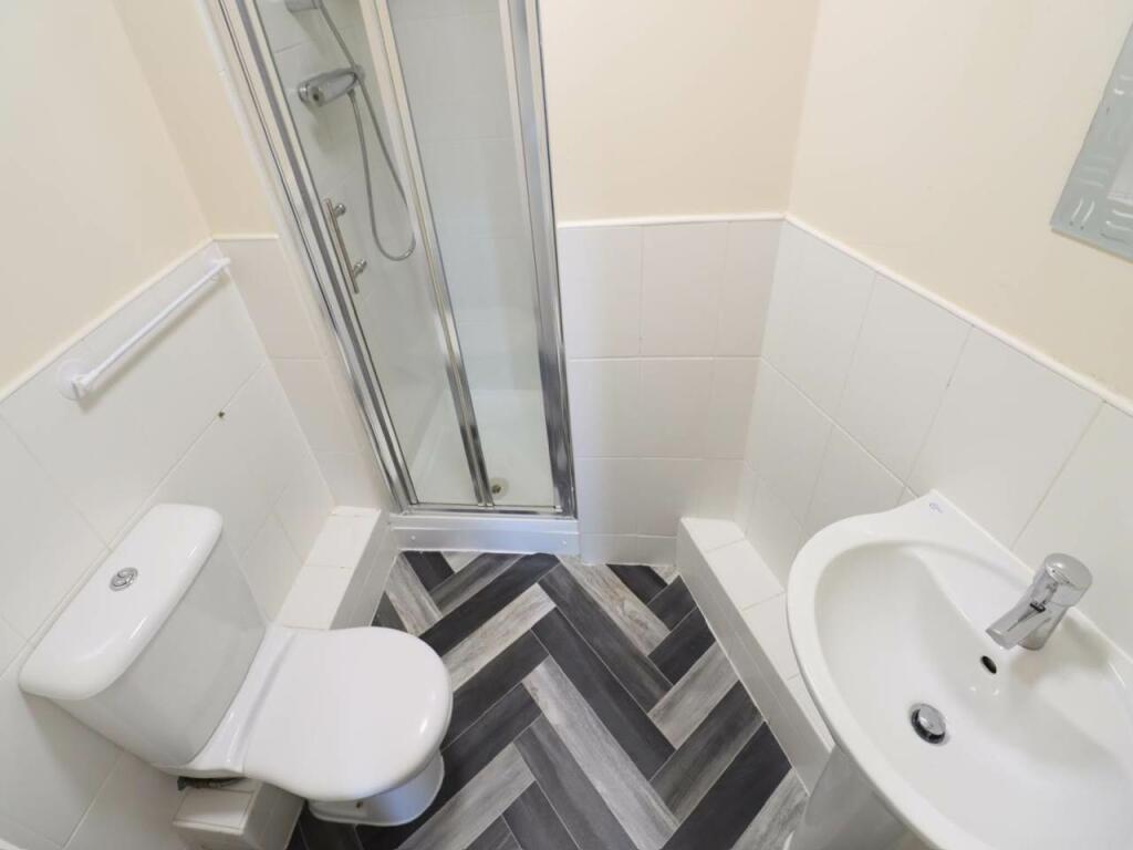 Additional property image - Aviation Avenue, Hatfield, Hertfordshire