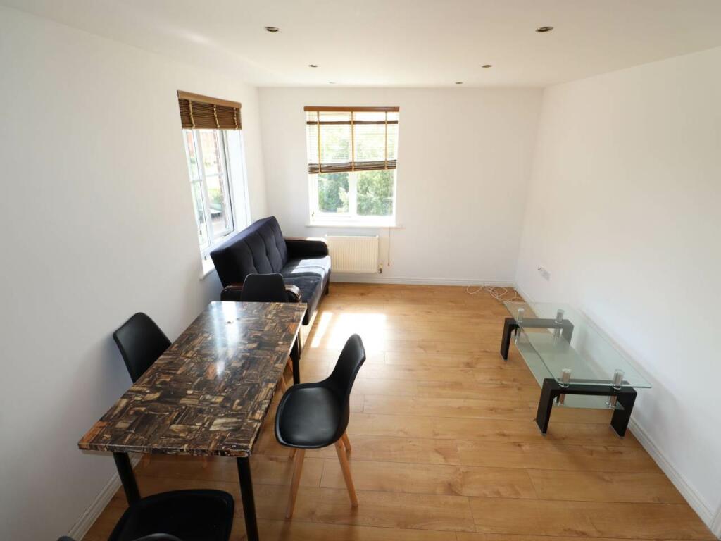 Additional property image - Walker Grove, Hatfield, Hertfordshire