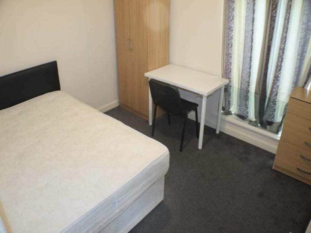 Additional property image - Aviation Avenue, Hatfield, Hertfordshire