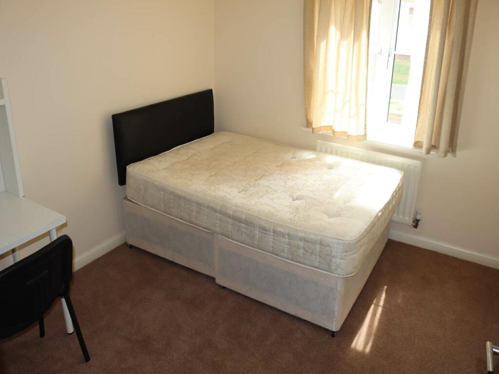 Additional property image - Cunningham Avenue, Hatfield, Hertfordshire