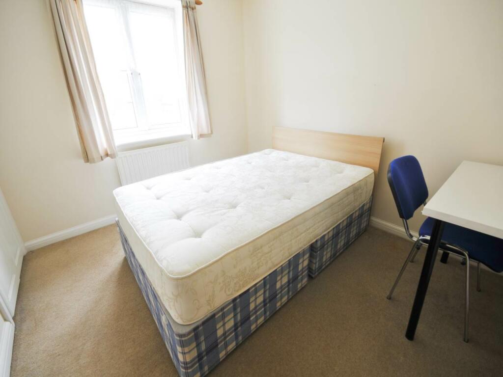 Additional property image - Cunningham Avenue, Hatfield, Hertfordshire