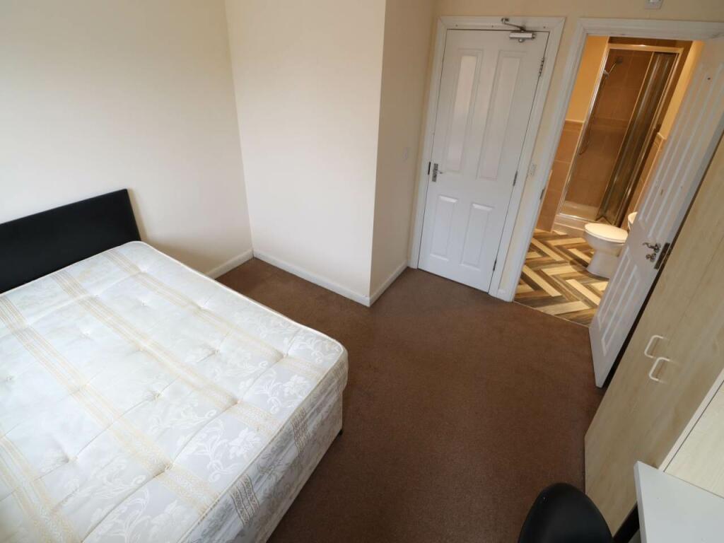 Additional property image - Cunningham Avenue, Hatfield, Hertfordshire