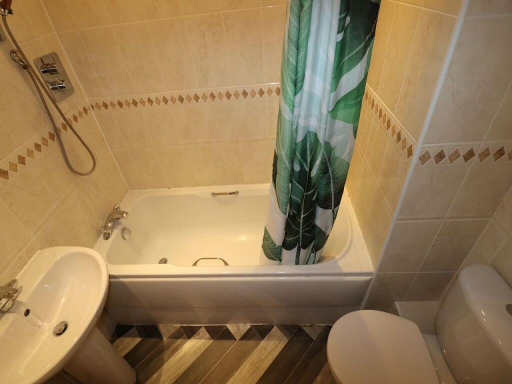 Additional property image - Cunningham Avenue, Hatfield, Hertfordshire