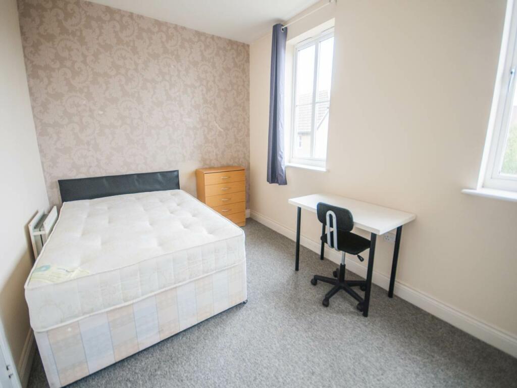 Additional property image - Horsa Gardens, Hatfield, Hertfordshire