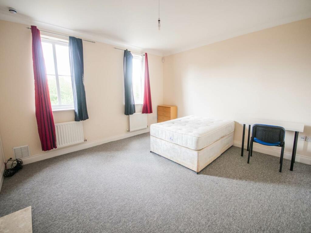 Additional property image - Horsa Gardens, Hatfield, Hertfordshire