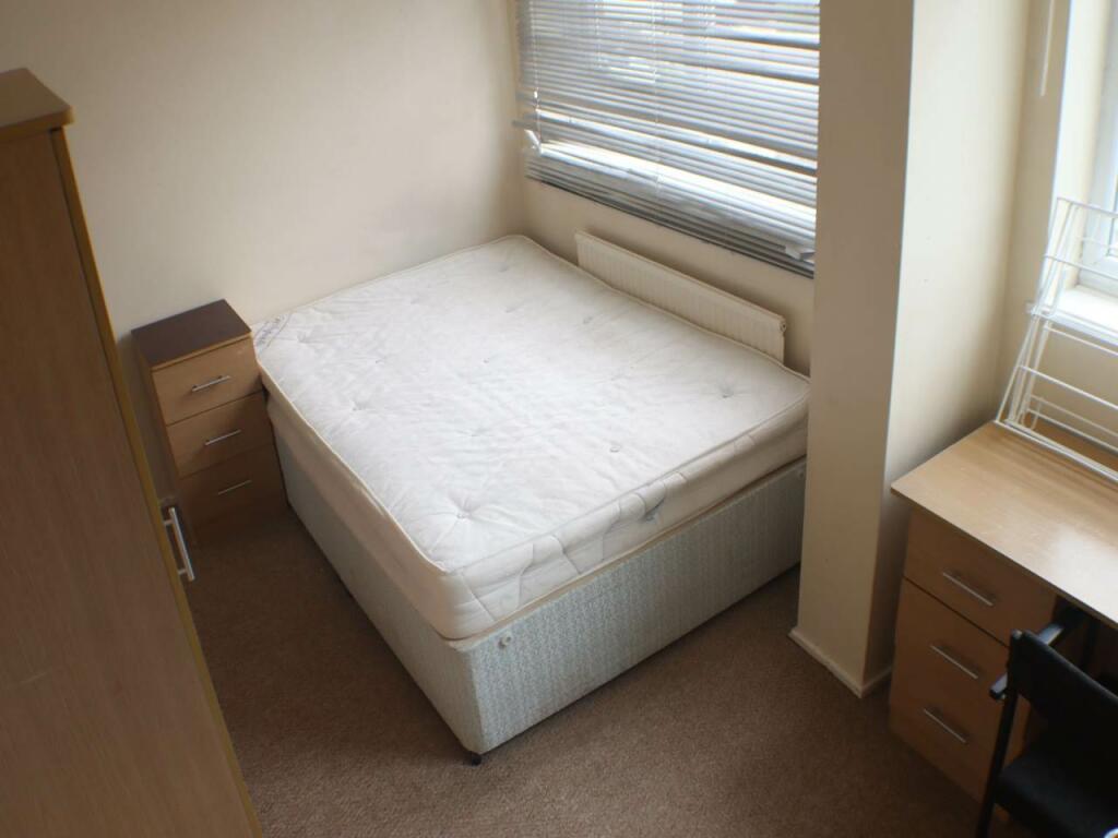 Additional property image - Bishops Rise, Hatfield, Hertfordshire