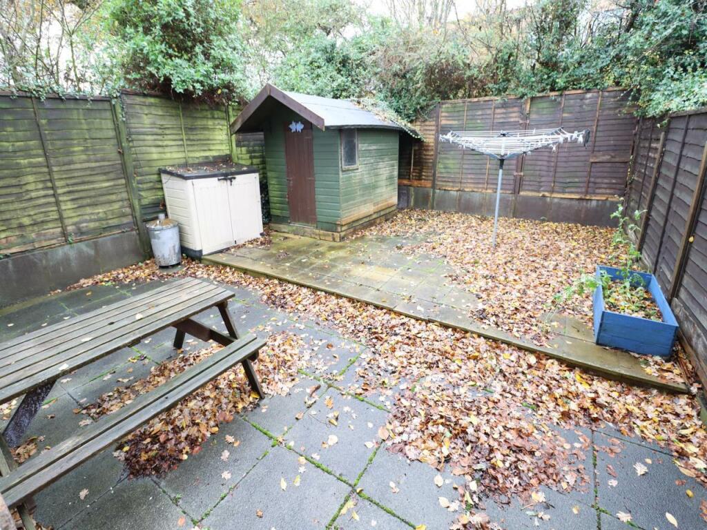 Additional property image - Wood Close, Hatfield, Hertfordshire