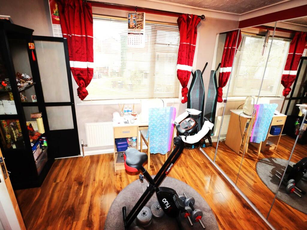Additional property image - Link Walk, Hatfield, Hertfordshire