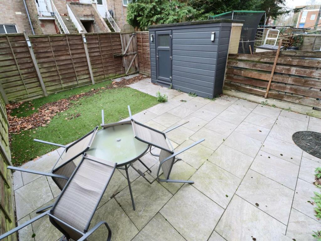 Additional property image - Link Walk, Hatfield, Hertfordshire