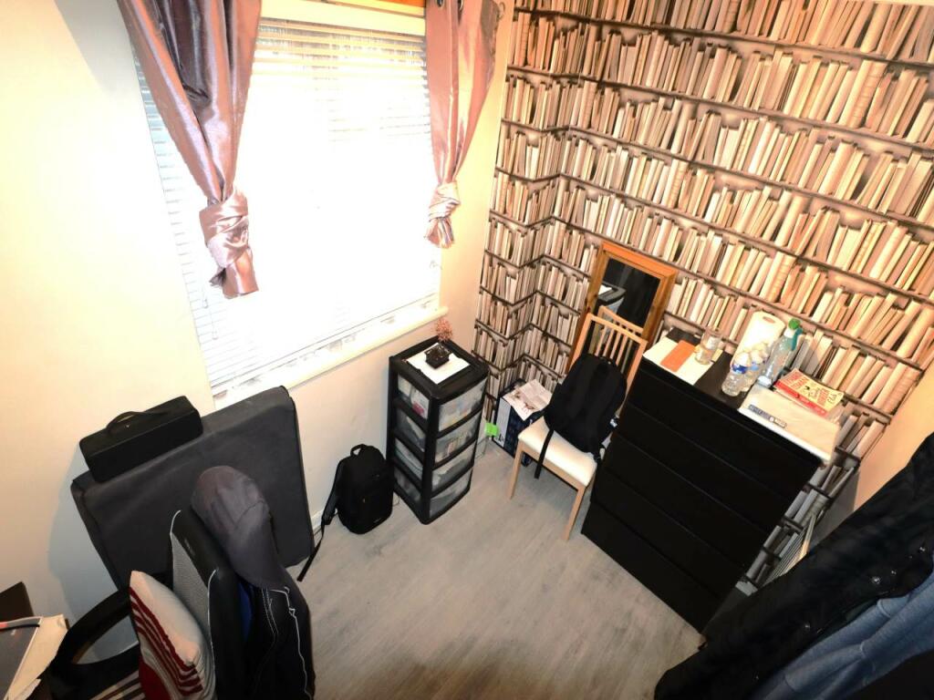 Additional property image - Link Walk, Hatfield, Hertfordshire