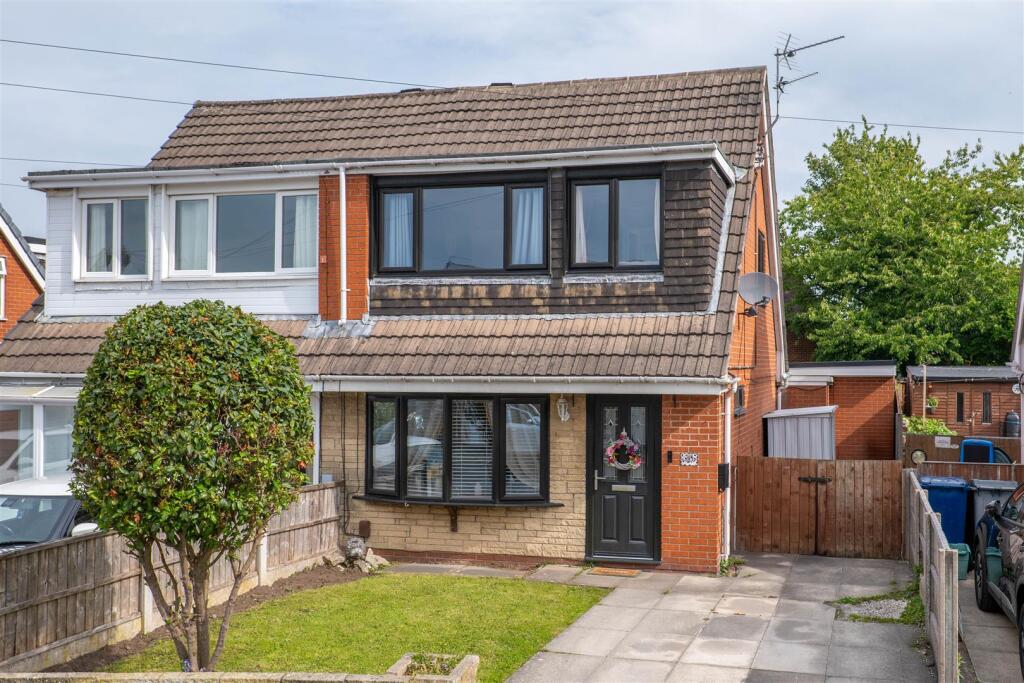 3 bedroom semi-detached bungalow