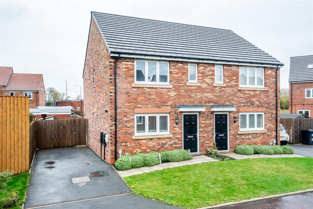 Main image of property: Goldcrest Avenue, Farington Moss, Leyland