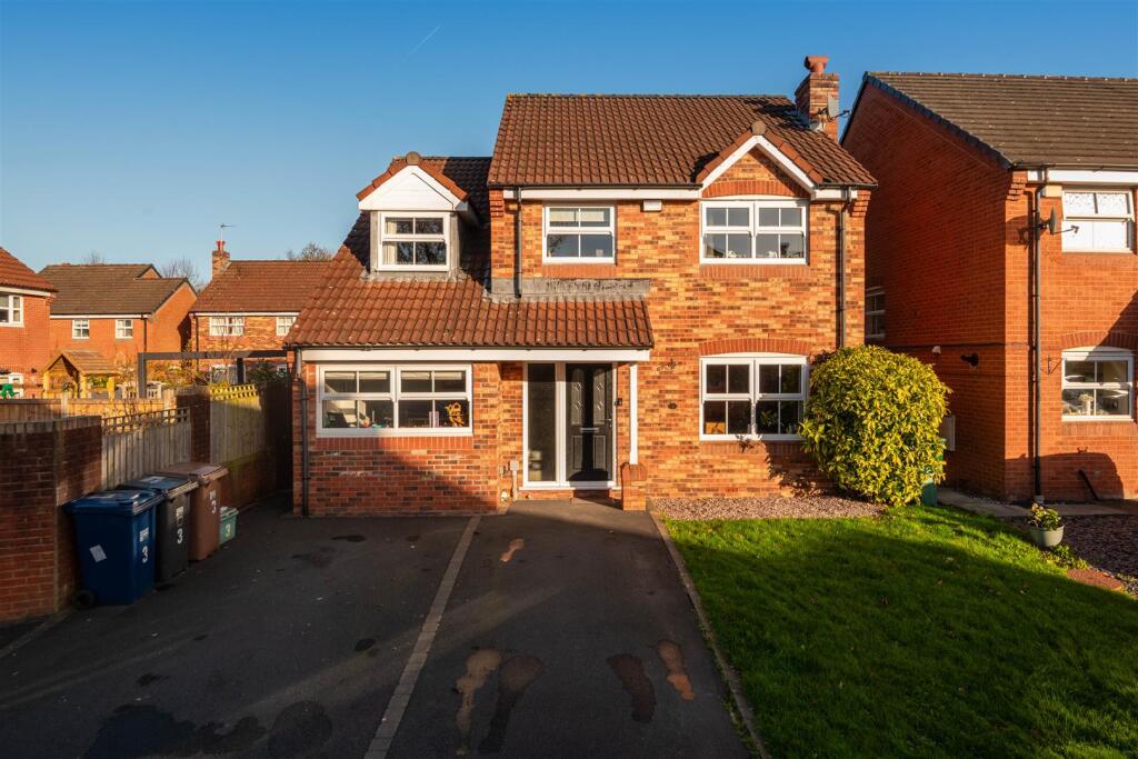 Main image of property: Avocet Court, Leyland