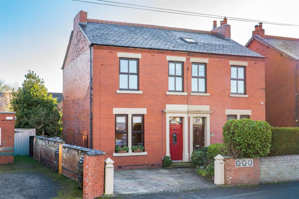 Main image of property: Leyland Lane, Leyland