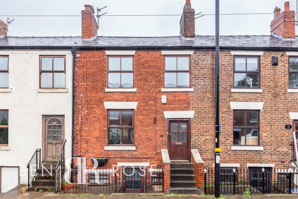 Main image of property: Fox Lane, Leyland