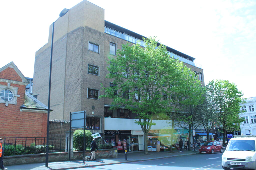 Main image of property: Carshalton Road sm1