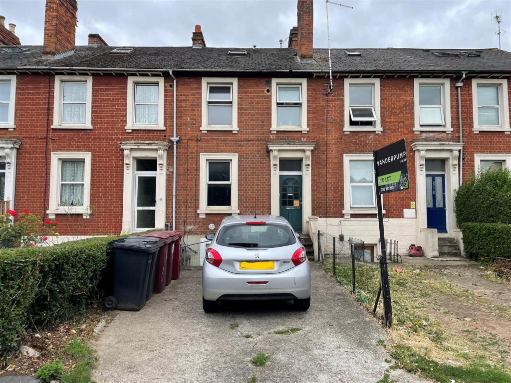 Main image of property: Studio, Reading
