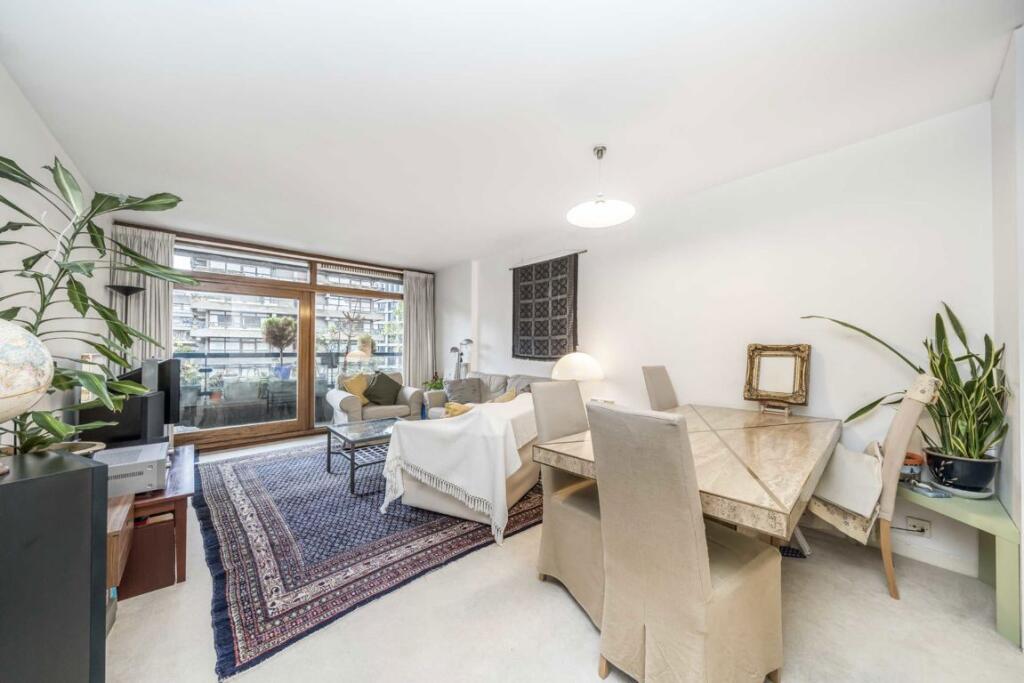 Main image of property: Defoe House, Barbican