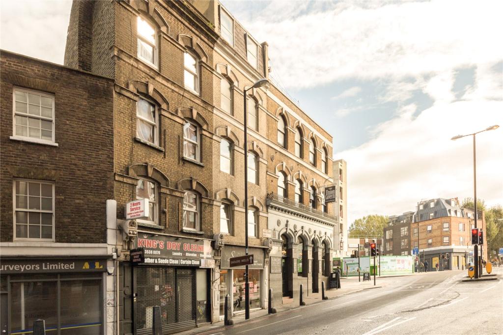 Studio flat for sale in Kings Cross Road, Kings Cross, London, WC1X