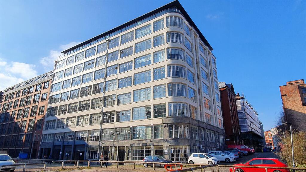 Main image of property: The Met Building, Hilton St, M1 2BL