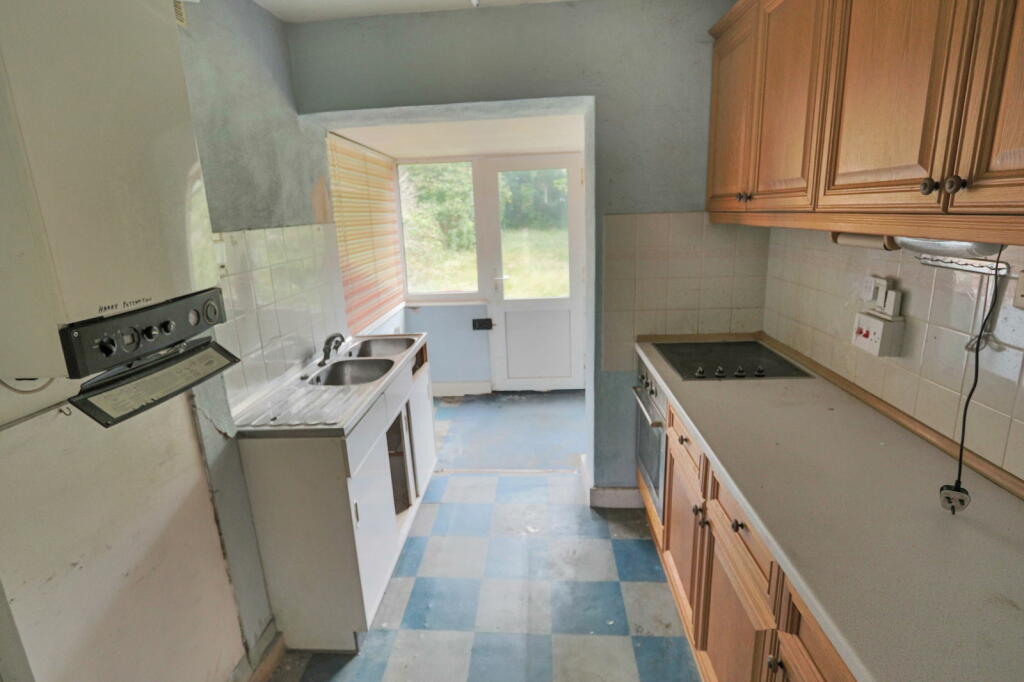 Additional property image - Placehouse Lane,Coulsdon,CR5 1LA