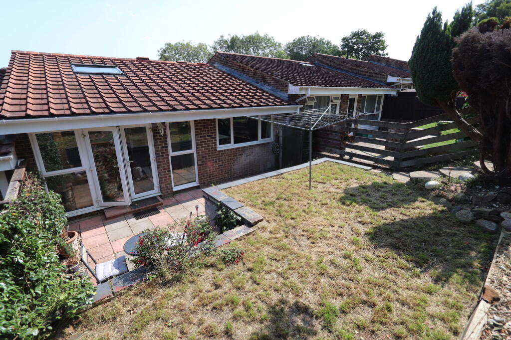 Main image of property: Alder Croft, Coulsdon, CR5 2SN
