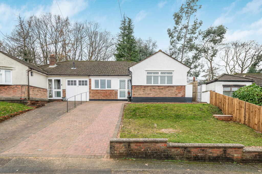 Main image of property: Rydons Wood Close, Old Coulsdon, Surrey, CR5 1ST