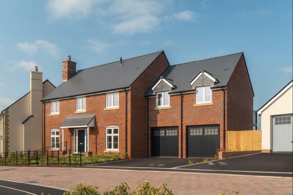 5 bedroom detached house for sale in Cotlake, Cotlake Drive, Killams, TA1