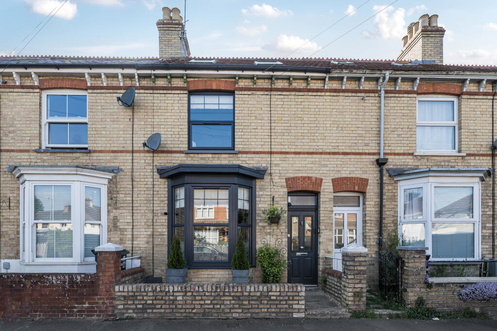 Main image of property: Eastleigh Road