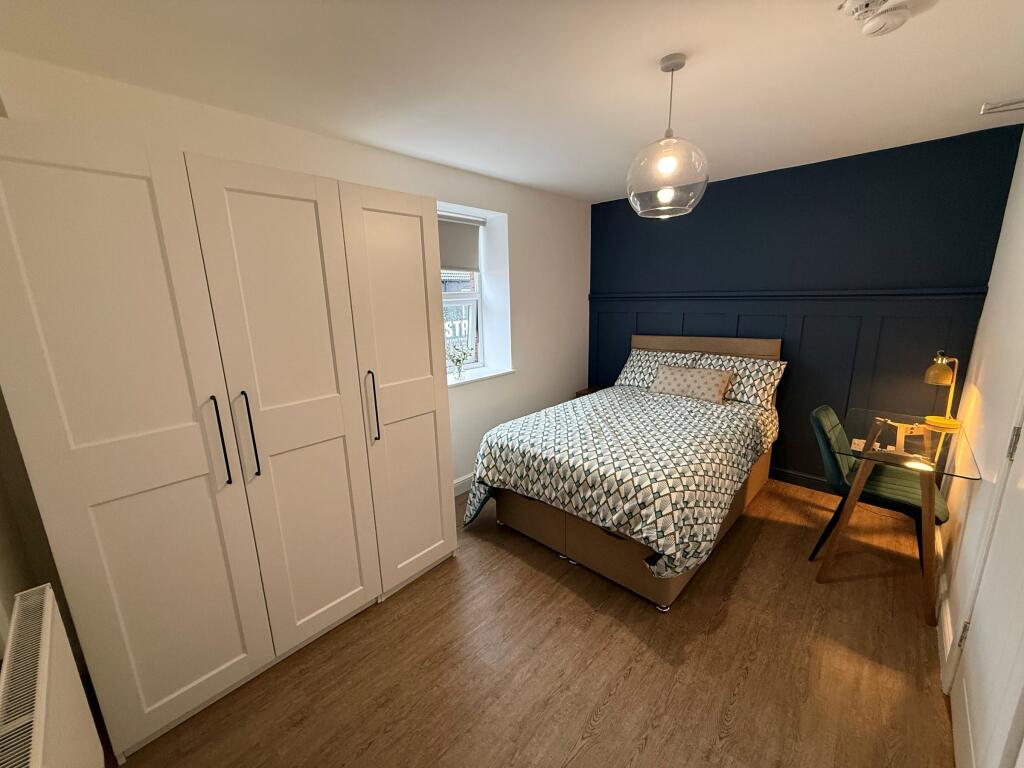 Main image of property: Kamran House Flat 2 Room 6