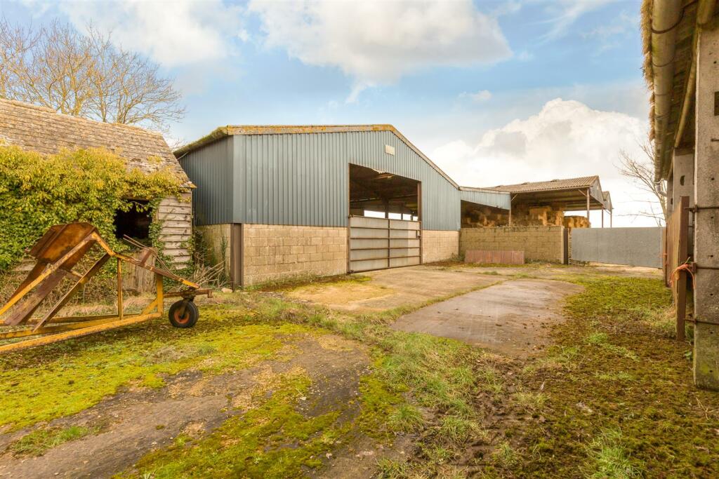 2 bedroom farm house for sale in Ardley, Bicester, OX27
