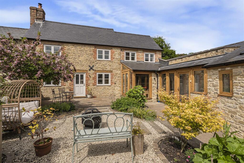 Main image of property: North Street, Fritwell