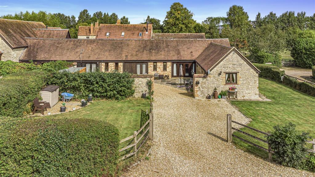 Main image of property: Ploughley Road, Ambrosden