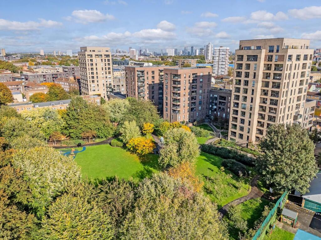 Main image of property: Vespucci Court, Aston Street, London, E14 7UP