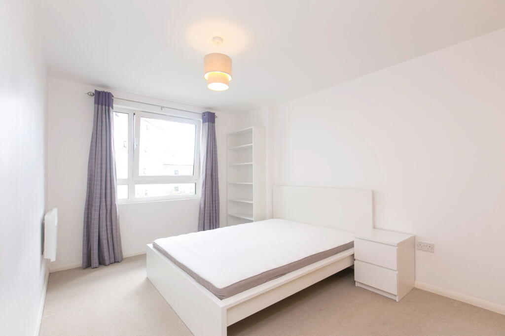 Main image of property: Limeharbour, London, E14 9LS