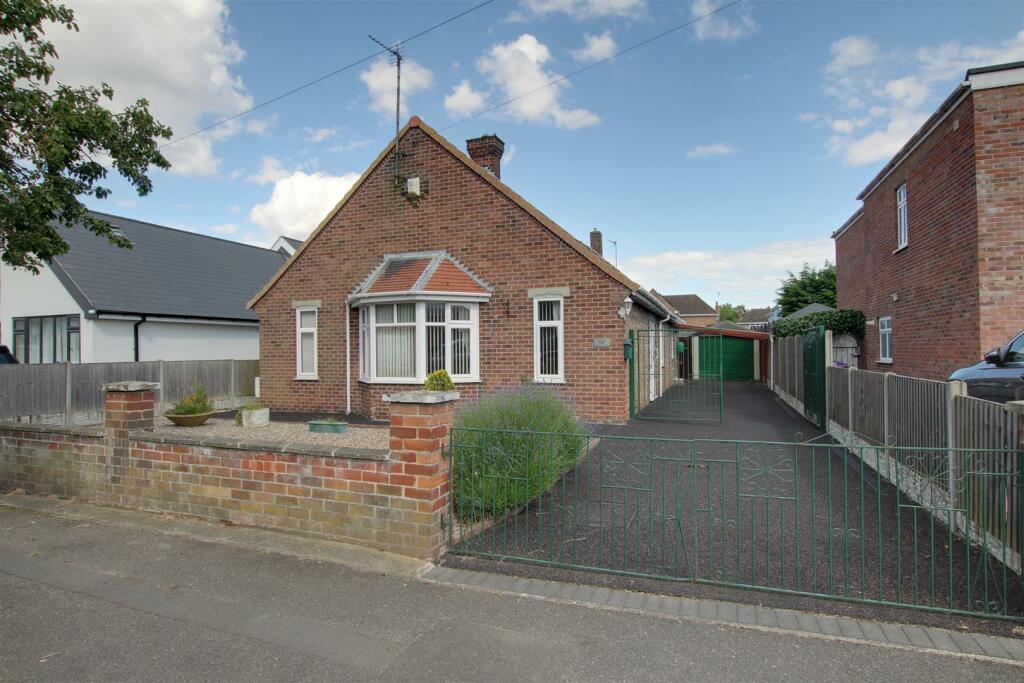 3 bedroom detached bungalow for sale in Hoylake Drive, Skegness, PE25
