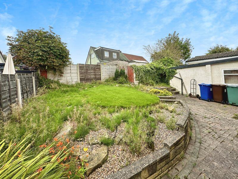 Additional property image - Mendip Crescent, Bury