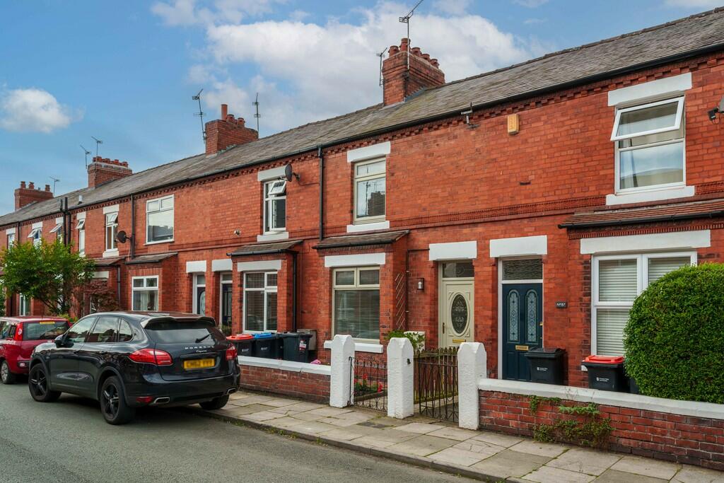 3 bedroom terraced house for sale in Faulkner Street, Hoole, CH2