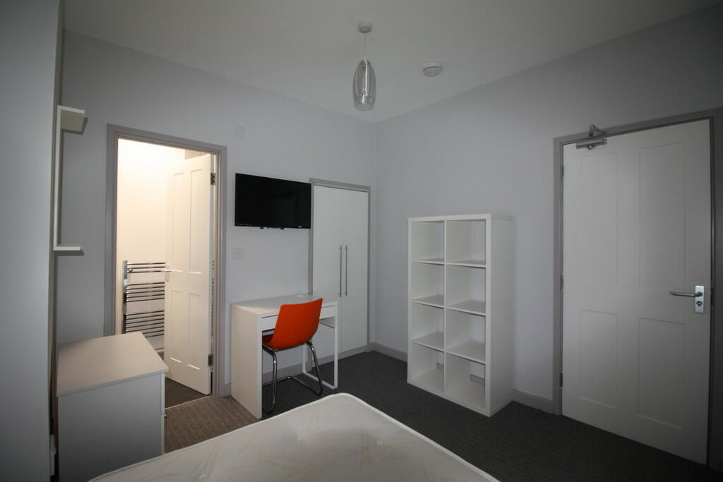 Additional property image - Brook Lane, Chester