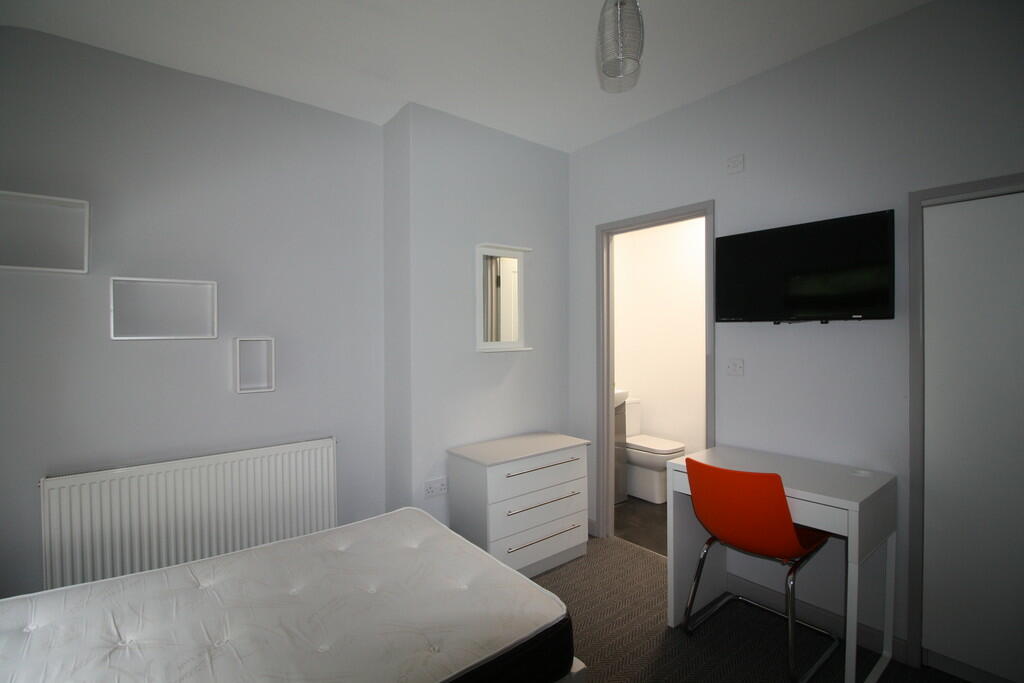 Additional property image - Brook Lane, Chester