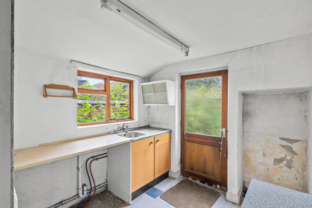 Additional property image - Hewitt Street, Hoole, Chester
