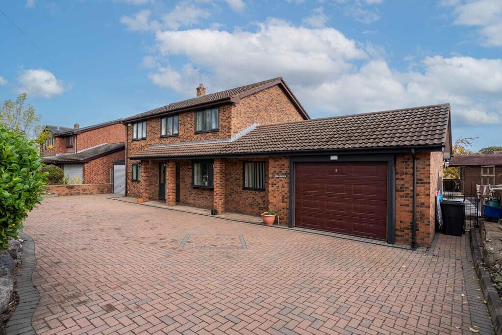 Main image of property: Holywell Road, Ewloe, Deeside