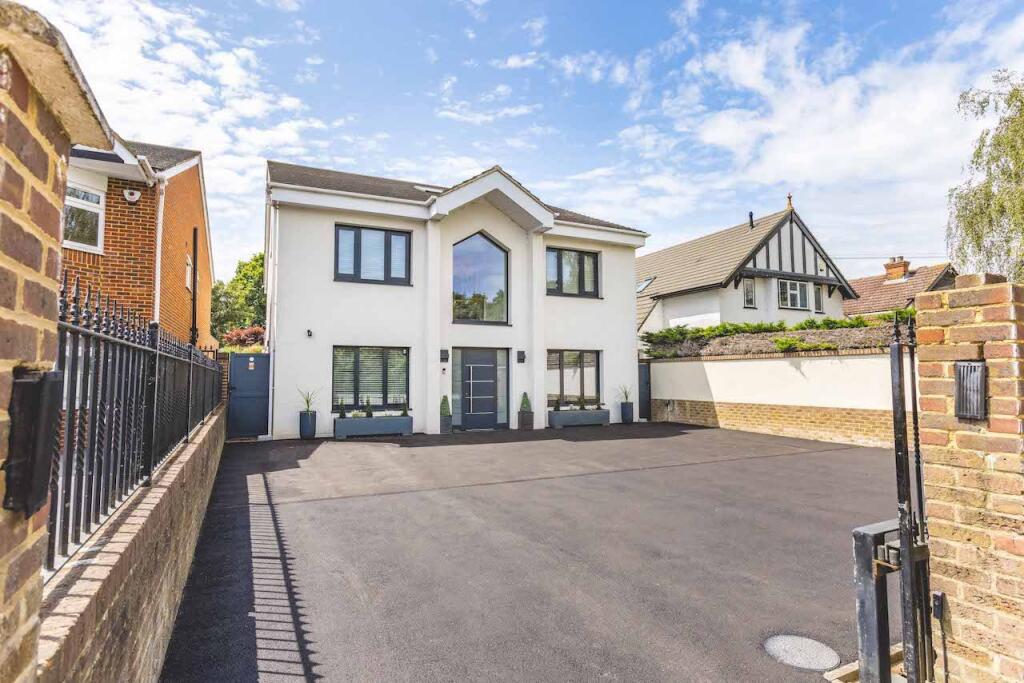 Main image of property: Thorney Lane South, Richings Park, Iver, SL0