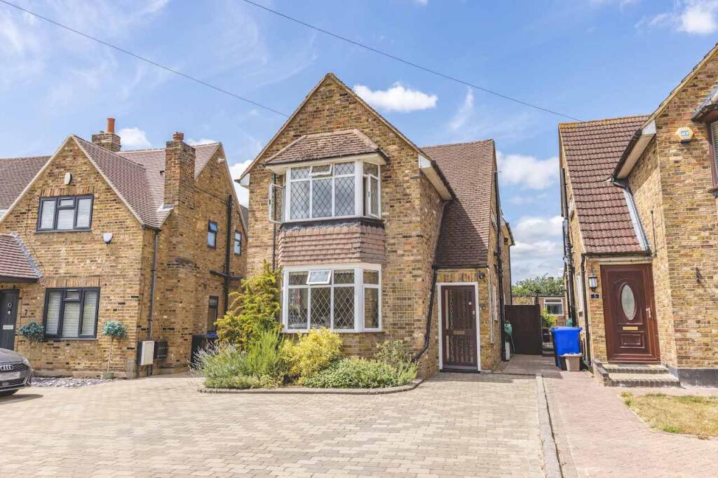 Main image of property: Chequers Orchard, Iver, SL0