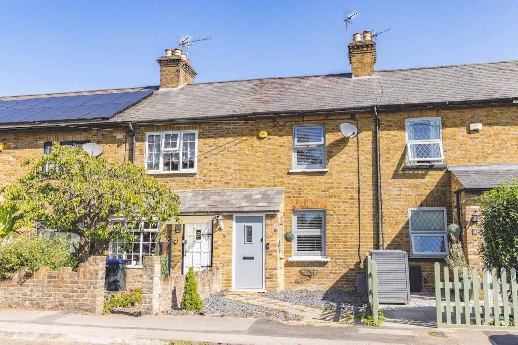 Main image of property: Norwood Lane, Iver Heath, SL0