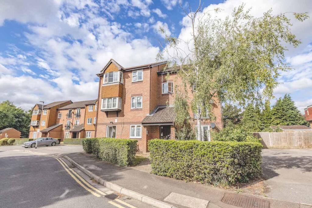 Main image of property: Knowles Close, West Drayton, UB7