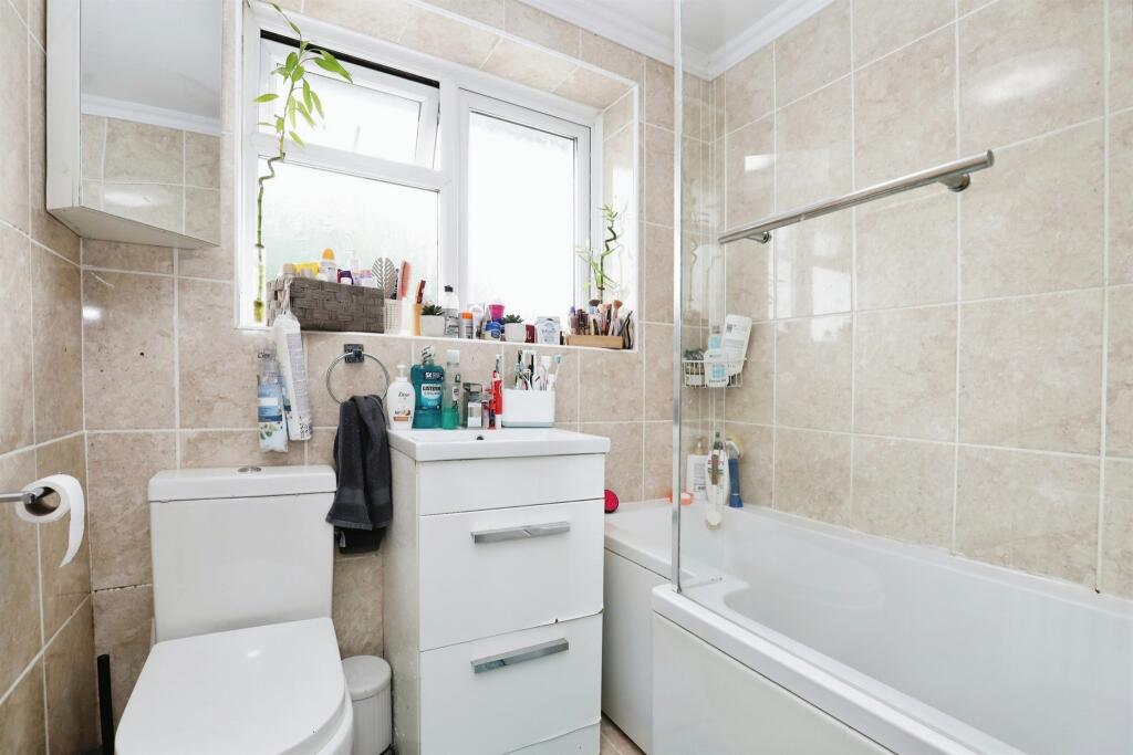 Additional property image - Featherbed Lane, Rugby