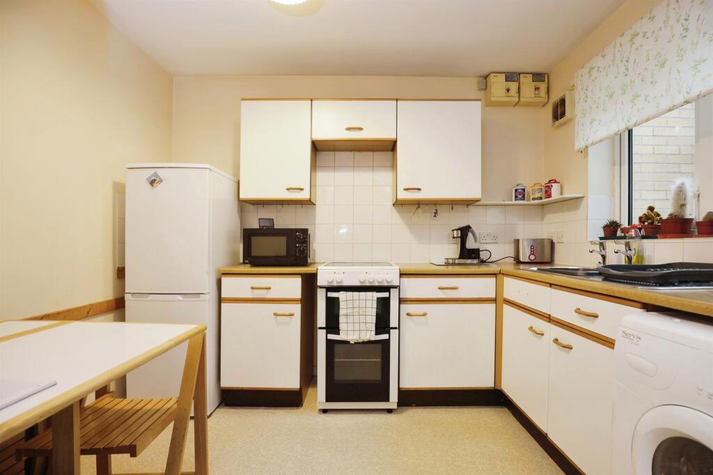 Additional property image - Willow Tree Gardens, Hillmorton, Rugby
