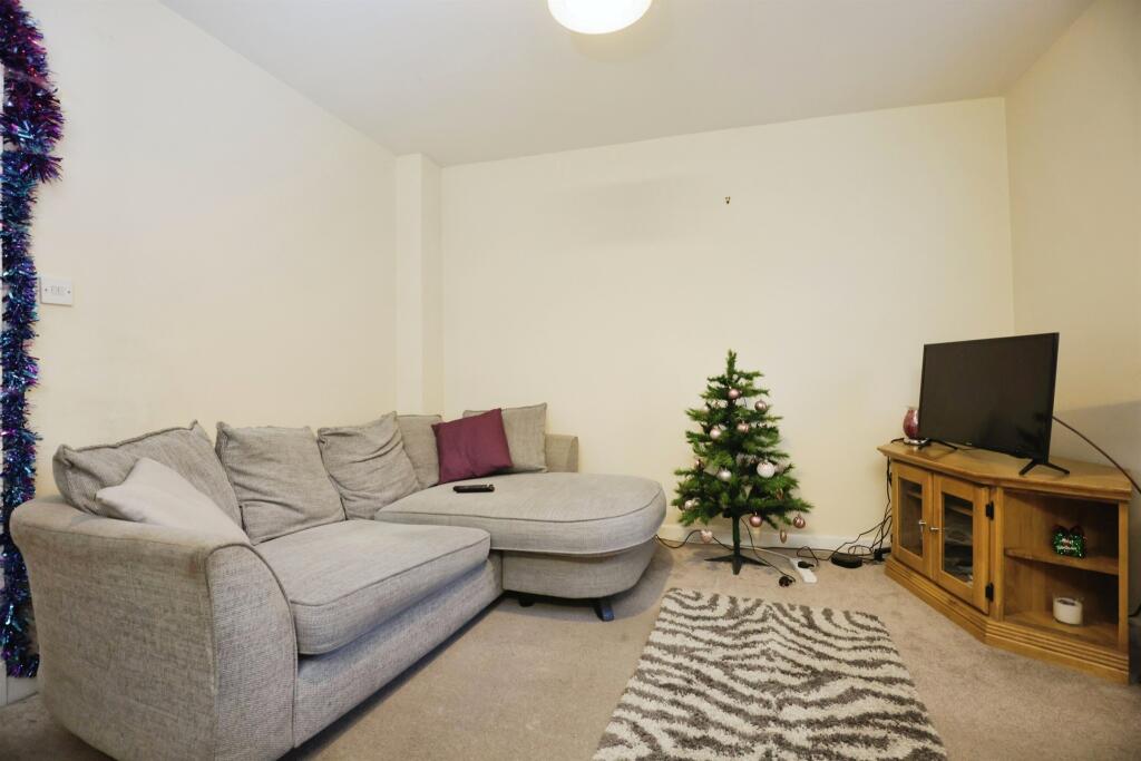 Additional property image - Cambridge Street, Rugby